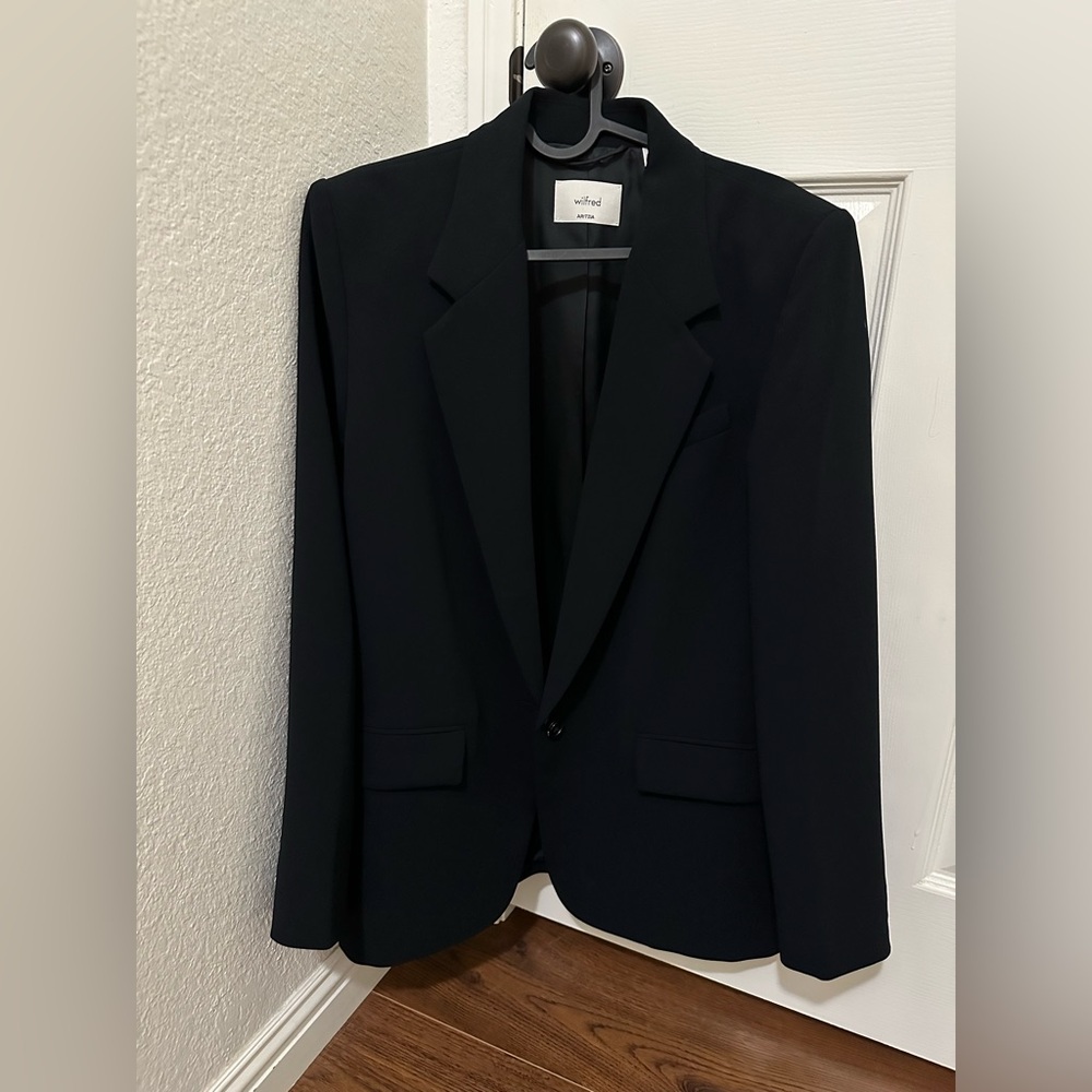 Aritzia Generation Blazer - Crepette - Picture 2 of 7